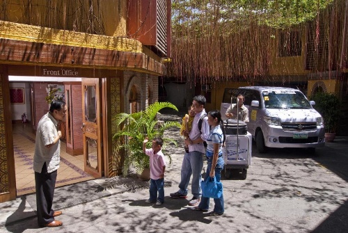 Pinoy Pamilya Hotel image 5